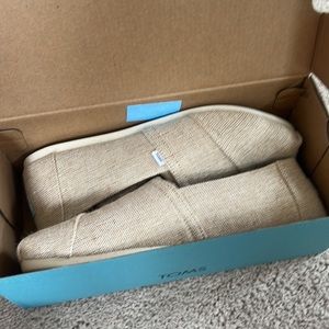 NEW w/ Tags, Never Worn Toms W 11 Alpargata Natural Undyed Heritage Canvas